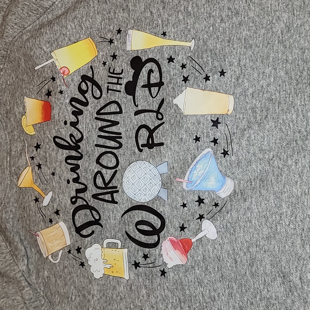 🚨 Drinking around the world grey crew neck sweat shirt